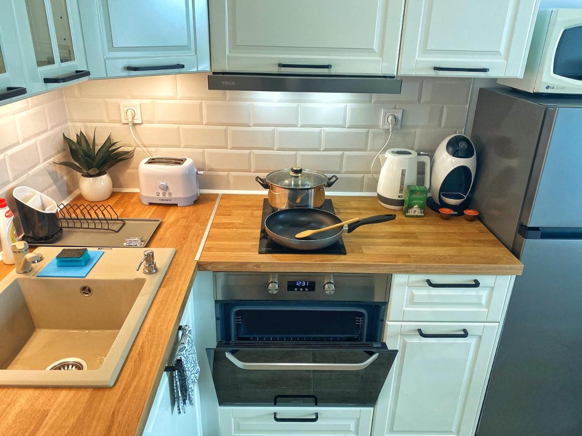 Emma'S Sweet Apartment - Close To Varna Centre 外观 照片