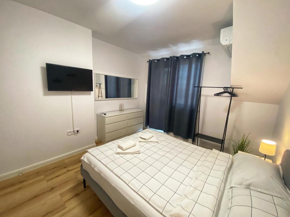 Emma'S Sweet Apartment - Close To Varna Centre 外观 照片