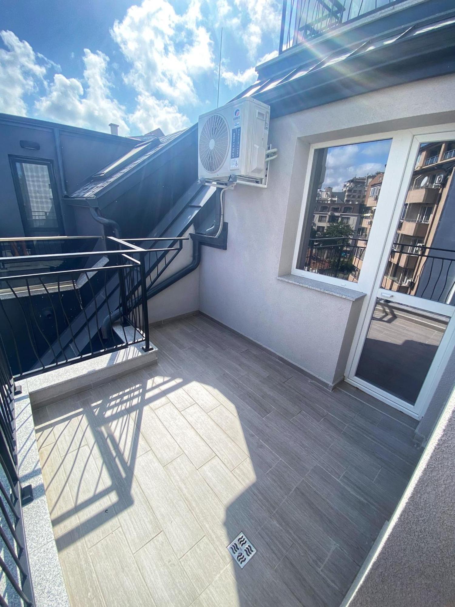 Emma'S Sweet Apartment - Close To Varna Centre 外观 照片