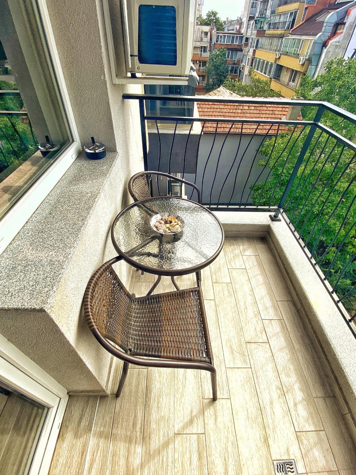 Emma'S Sweet Apartment - Close To Varna Centre 外观 照片